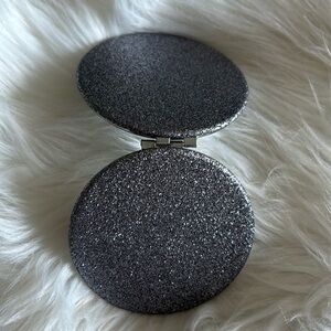 BRAND NEW COMPACT MIRROR